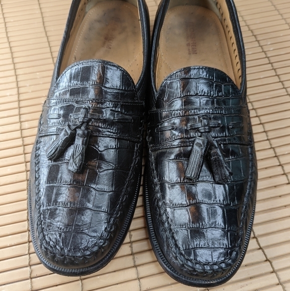 Florsheim Men's Size 10D Black Leather Alligator Print Tassel Loafers. 312pm - Picture 3 of 11
